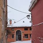 カントリーハウス El Castillo De Celia Cubla