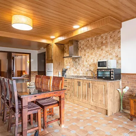 Country house El Castillo De Celia Cubla